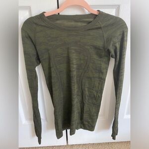 Green Camo Lulu long sleeve